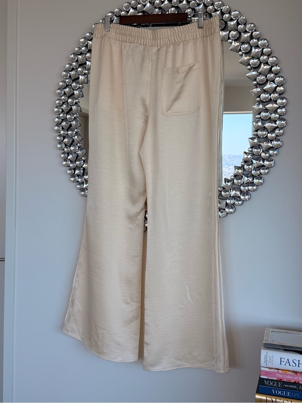 Cream Wide-Leg Drawstring Pants - Picture 3 of 7